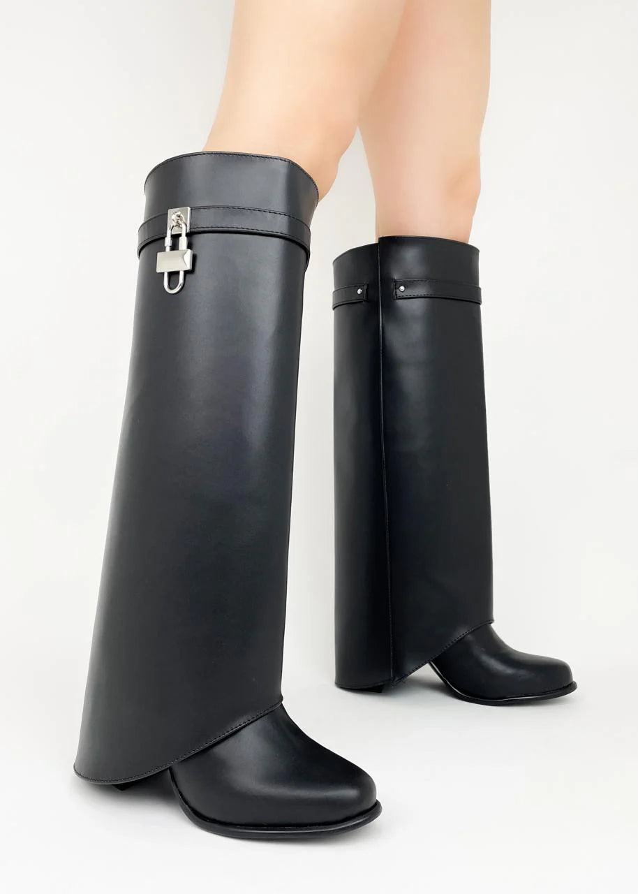 Alessia b boots