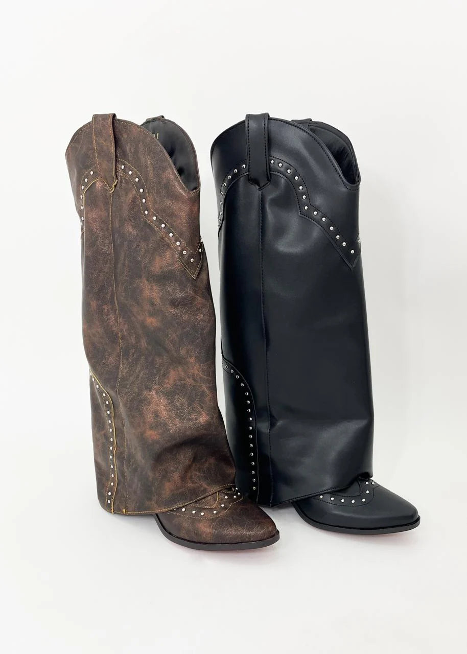 Evelyn b boots