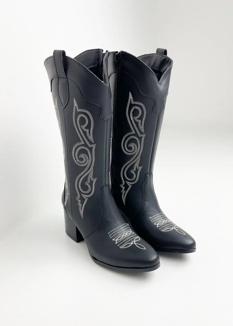 Annie boots
