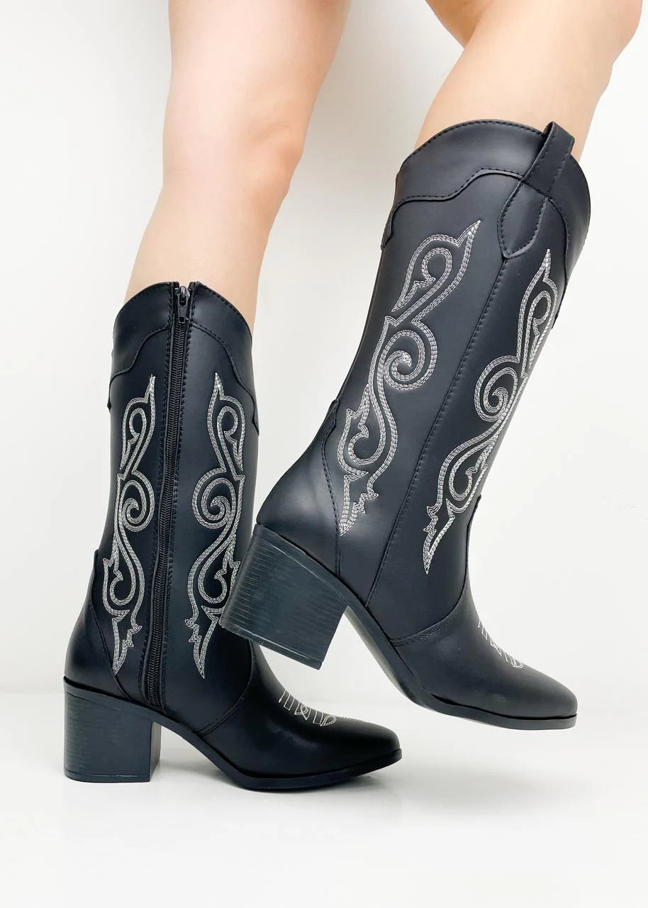 Annie boots