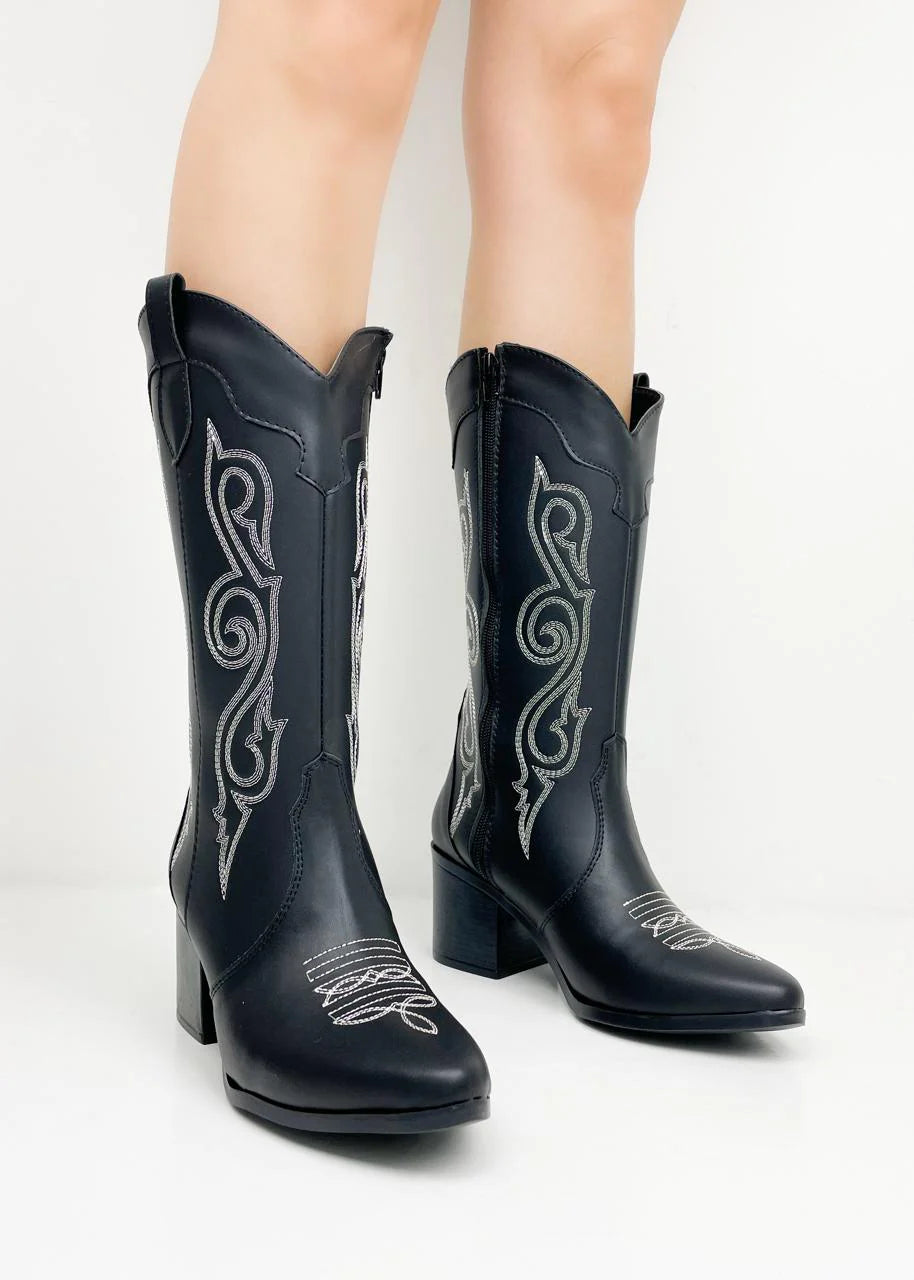 Annie boots