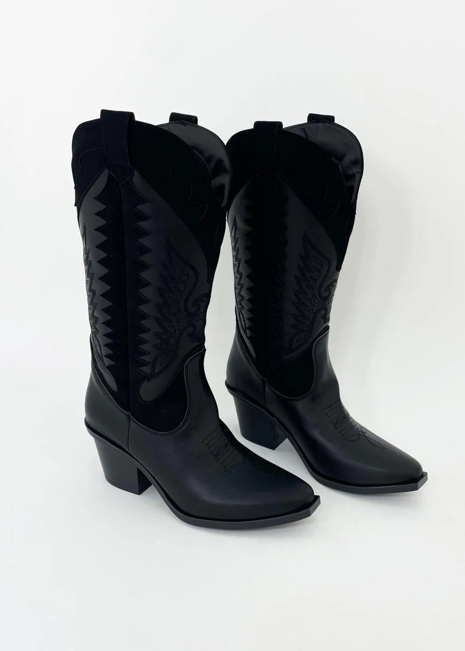 Emmy boots b