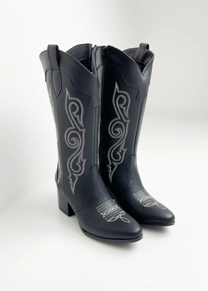 Annie boots