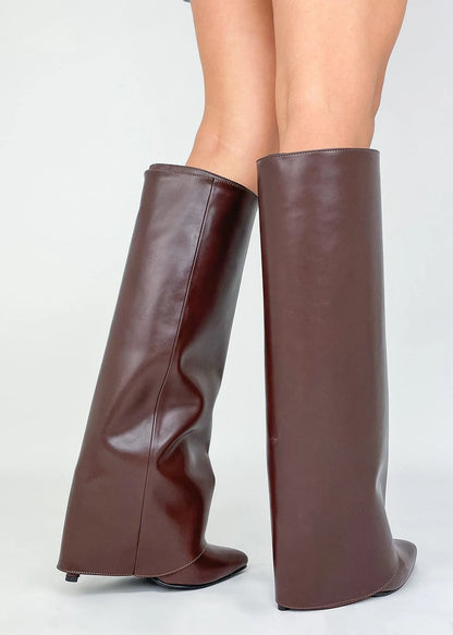 Cam boots