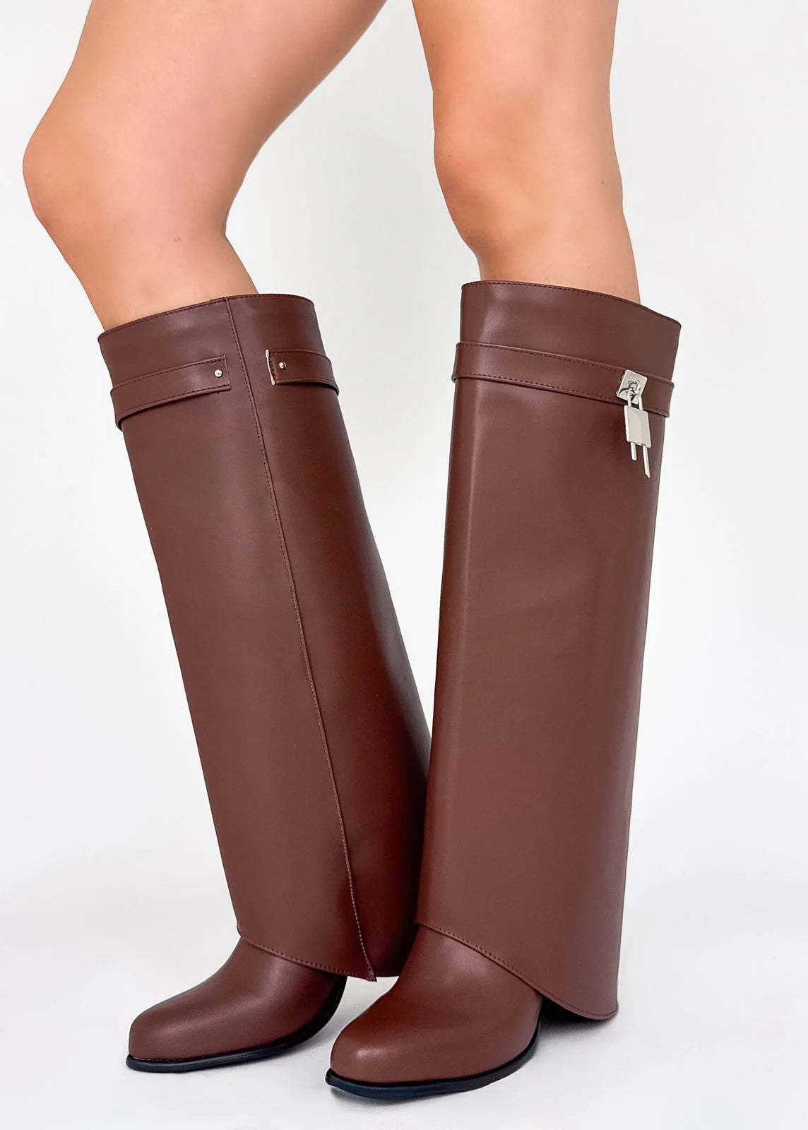 Alessia c boots