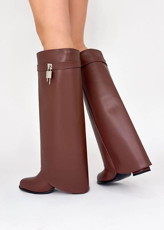 Alessia c boots